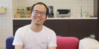 对话 ClackyAI 李亚飞:「套壳」之上还有厚度,数据闭环没那么重要